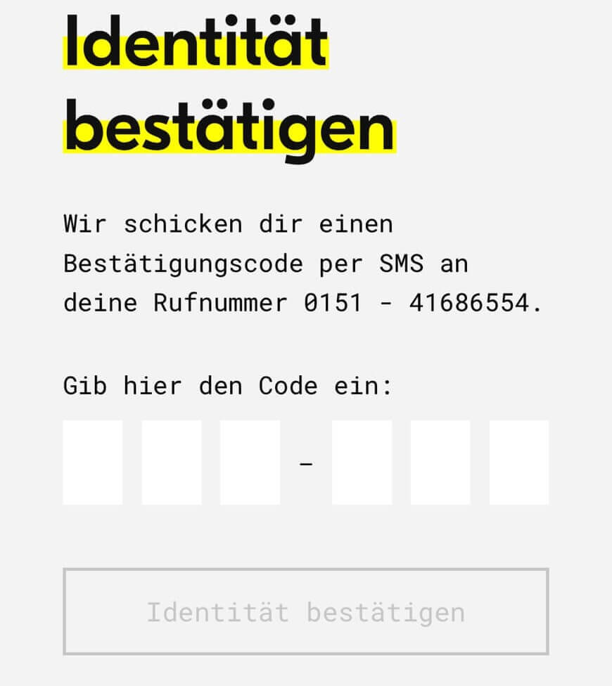 系統會發送一組 SMS 驗證碼到你的手機號碼,輸入後完成身份確認 (尚未完成驗證,此時訊號還不會失效)