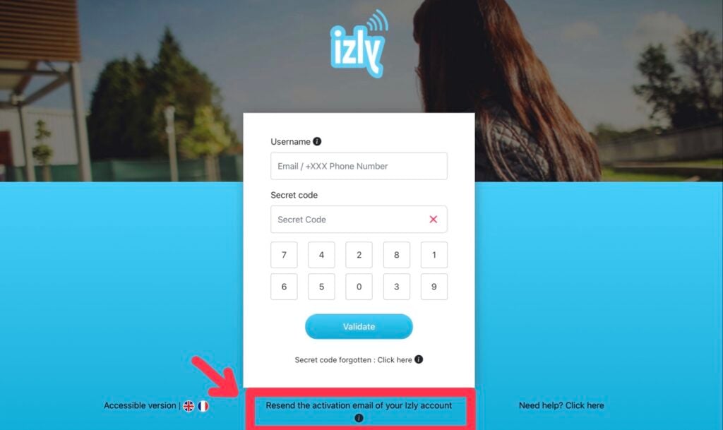 到 Izly 官方網站重新寄送，在畫面下方可以看到：Resend the activation email of your Izly account